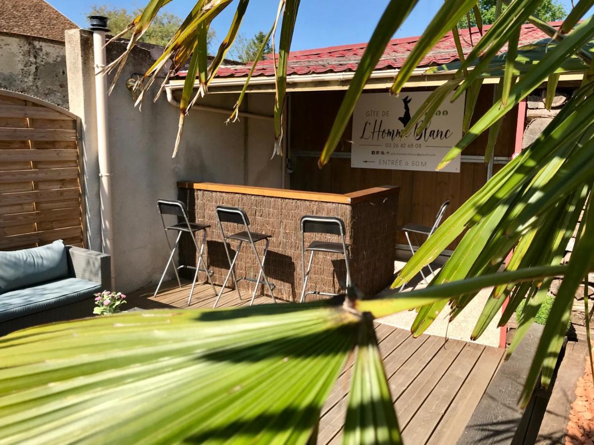 Gite De L'Homme Blanc Soizy-aux-Bois Exterior foto